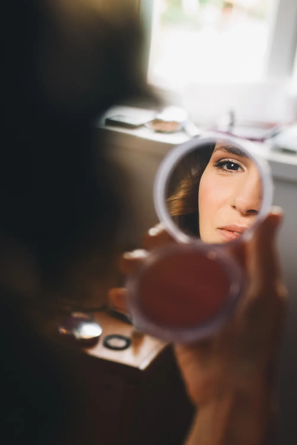 Blurred Makeup Nedir? Filtre Etkili Yumuşak Makyaj Trendi