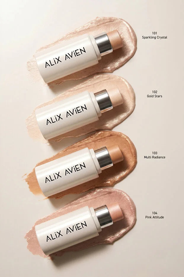 Stick Highlighter, Stick Kontür ve Stick Allık: Klasik Makyaj Ürünlerinden Farkı Ne? Nasıl Kullanılır?